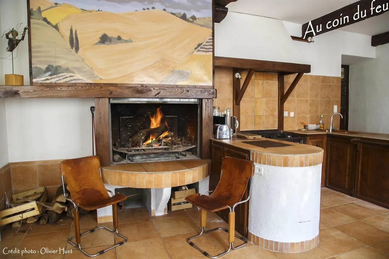 Villa Spacieuse A Crastes Avec Piscine Privee Et Vue Montagne Holiday home