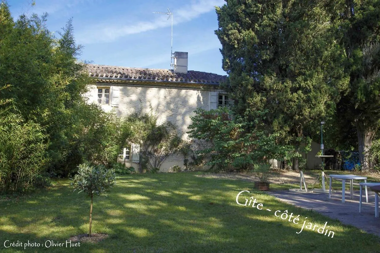 Villa Spacieuse A Crastes Avec Piscine Privee Et Vue Montagne France